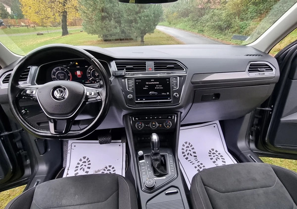 Volkswagen Tiguan cena 94200 przebieg: 154000, rok produkcji 2017 z Miłakowo małe 562